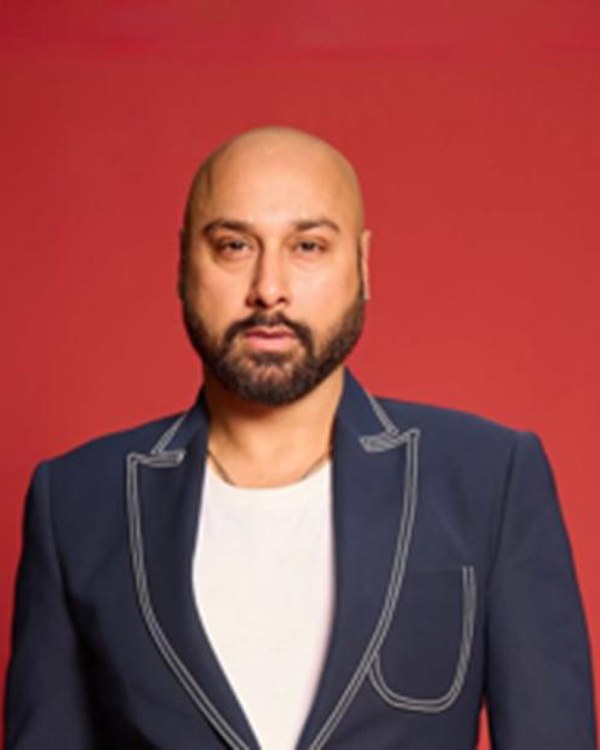 Gursewak Singh โ Celebrity Makeup Artist India